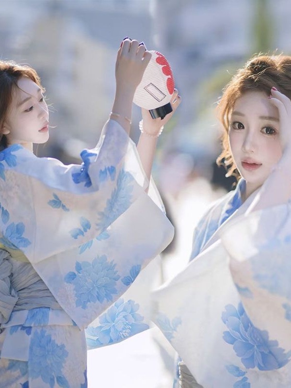 Ethnic Clothing & Online Fashion Store Khaadi Uk - Traditional Japanese Kimono Style Photography Clothing