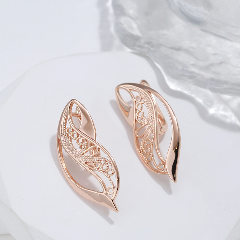 Kinel New Trend Glossy Dangle  - Ethnic Fashion Trend recension och pris