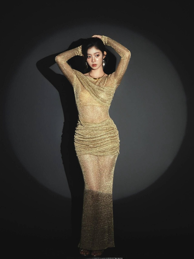 Personal Portrait Image Photo  - Ethnic Fashion Images recension och pris