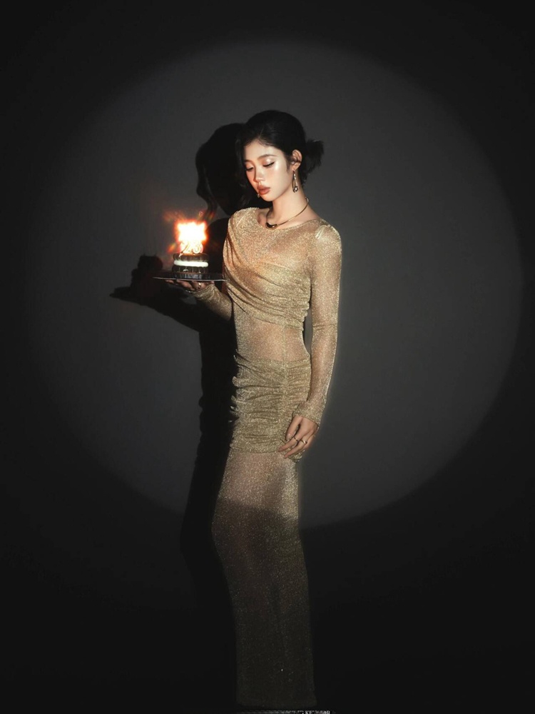 Personal Portrait Image Photo  - Ethnic Fashion Images recension och pris