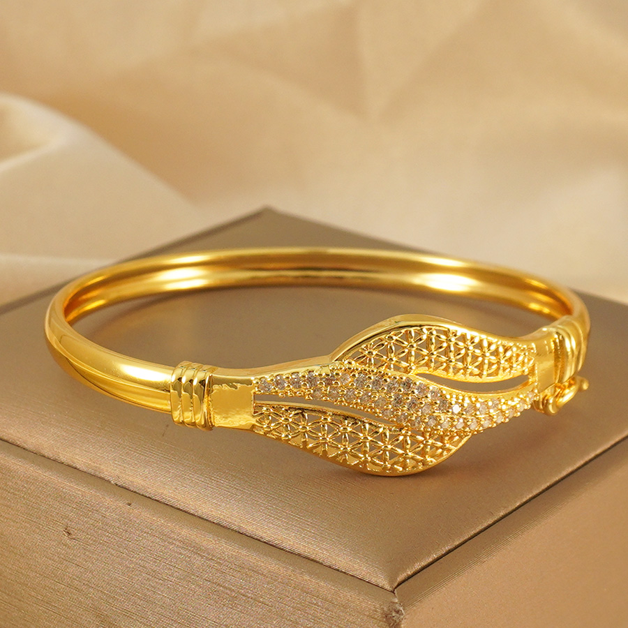 1Pcs Dubai Flower Zirconium In - Ethnic Fashion In Dubai recension och pris