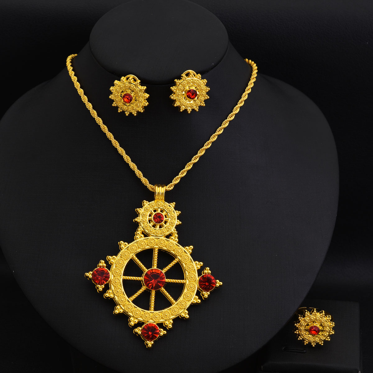 Dubai Africa Golden Color Cool - Ethnic Fashion In Dubai recension och pris
